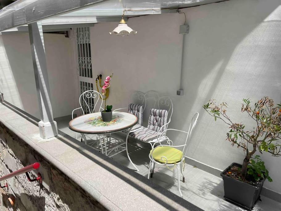 La Casa Di Lillidu - Napoli Most Exclusive Area Apartment Exterior photo